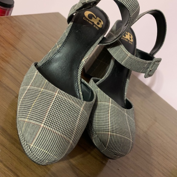 Gianni Bini heels size 6.5 - Picture 6 of 7